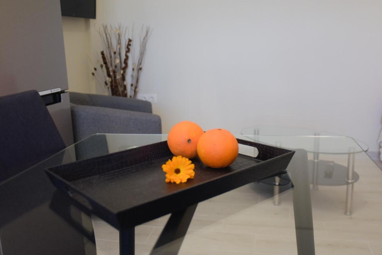 Kariótai Mistral Apartments מראה חיצוני תמונה